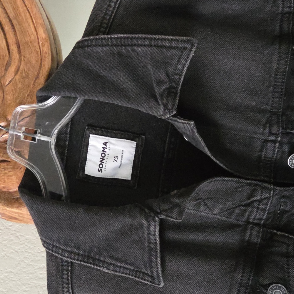 NEW Classic Black Denim Jacket - Picture 4 of 8